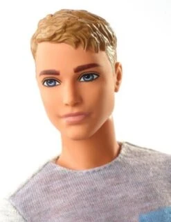 Barbie Ken Reise Puppe (blond) Mit Zubehör, Anziehpuppe, Modepuppe, Barbie Urlaub -Spielzeugladen 10325499 03