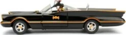 Batman 1966 Classic Batmobile 1:24 -Spielzeugladen 13492886 05