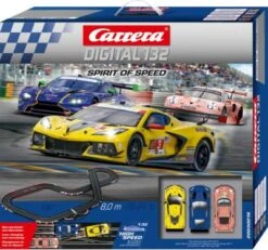 CARRERA DIGITAL 132 - Spirit Of Speed Autorennbahn Mit Den 3 Sportwagen Chevrolet Corvette C7.R „No.3", Porsche 911 RSR „Pink Pig Design, No.92" Und Aston Martin Vantage GT3 „Heart Of Racing, No